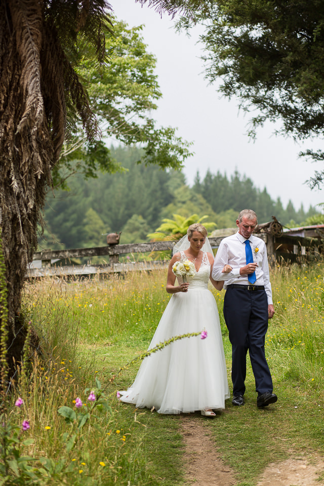 The-official-photographers-Farm-Wedding-_MG_8117